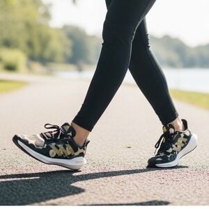 Adidas Bounce Marimekko Flower Shoes big girls size 4 GY5779